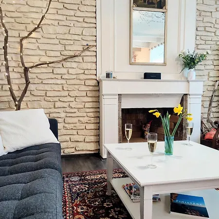 Centre Bourg, Spacieux Duplex Classe 3 Etoiles, Plages A 5 Min Apartment Plouguerneau